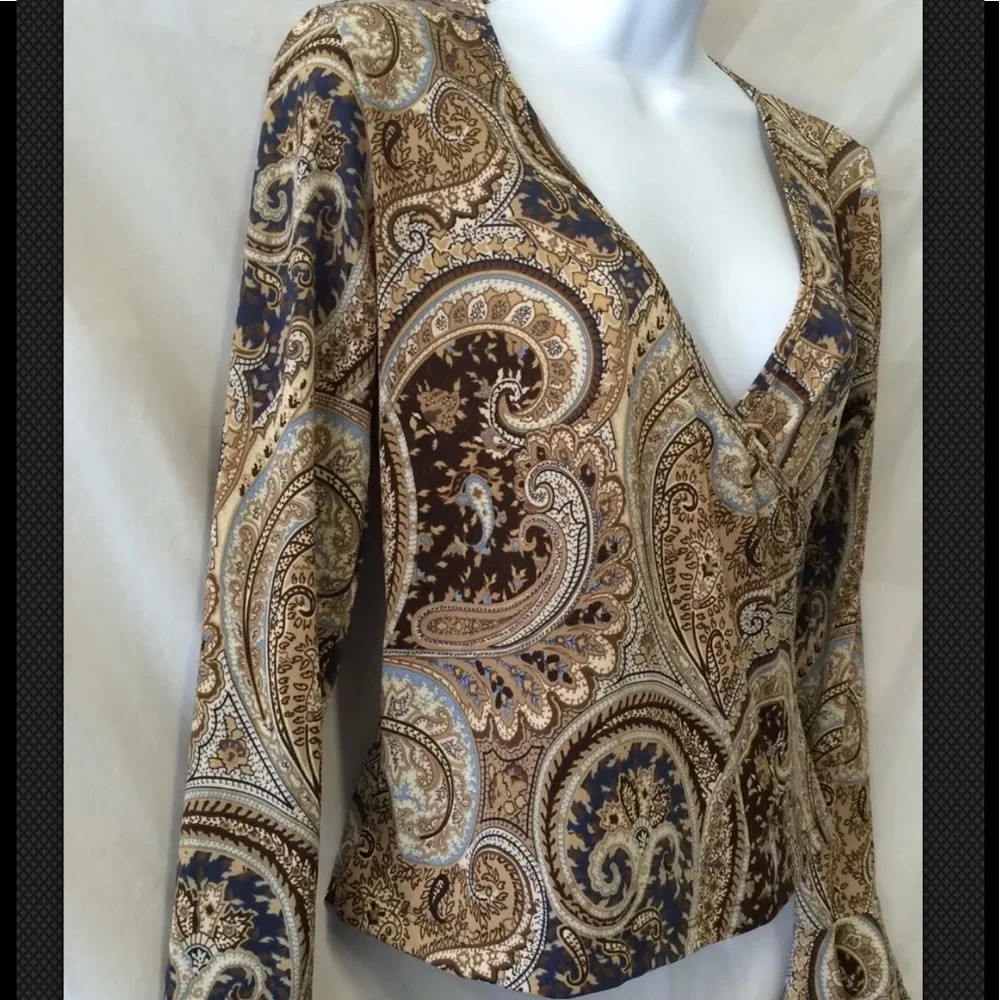 NALLY & MILLIE Blouse Boho V Neck Stretchy Crossover Paisley Brown